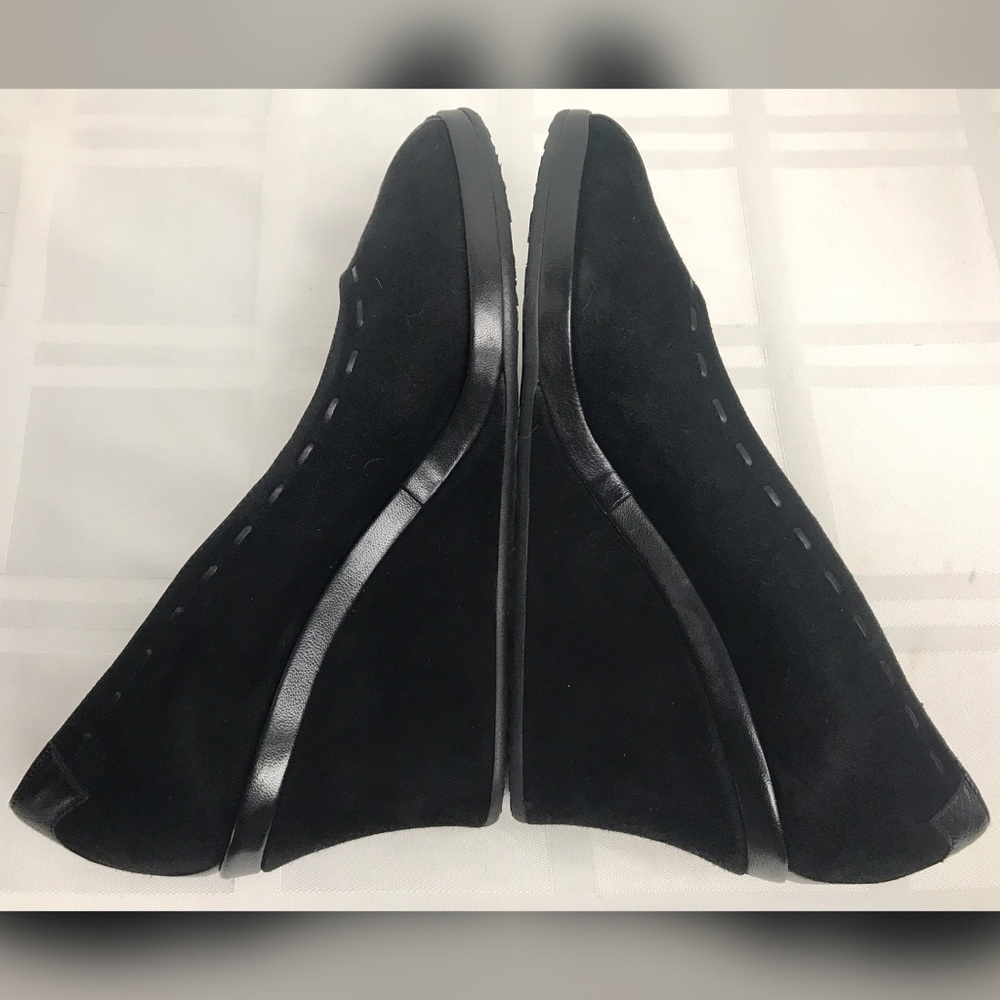 Taryn Rose Suede Leather Peep Toe Wedge Heels - Picture 4 of 8